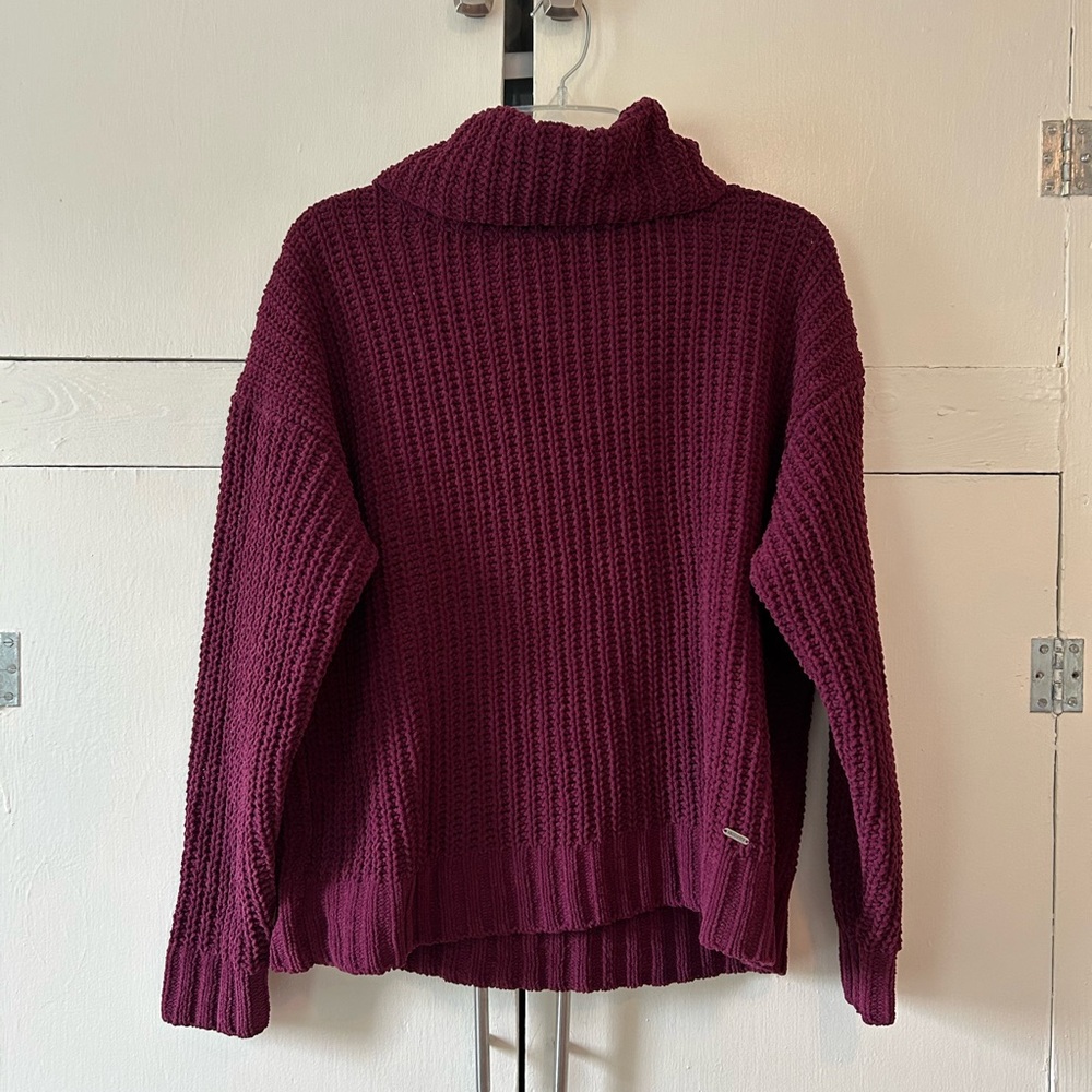 Hollister Small Plum Purple Chunky Turtleneck Sweater